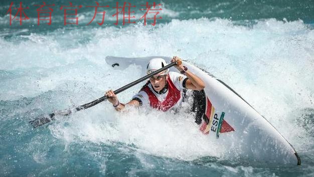 赛艇冠军成功转移洪水中遇险体校师生